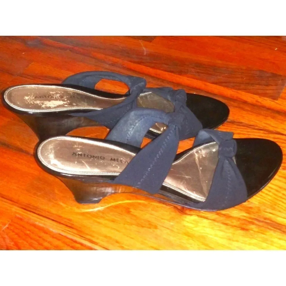 Antonio Melani Wedge sandals Slip on stretch straps Riveria Sz 8.5M black strapy